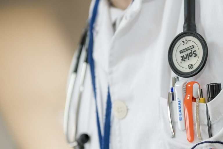 Médico internado compulsivamente. Um caso de injustiça?